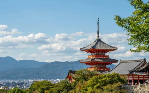Daiwa senkt Japans Wachstumsprognose, da die Nahost-Krise härter zubeißt als erwartet