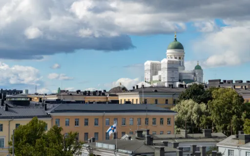 Fínska ekonomika na hrane silnejšieho rastu – no energetický šok zatieňuje horizont