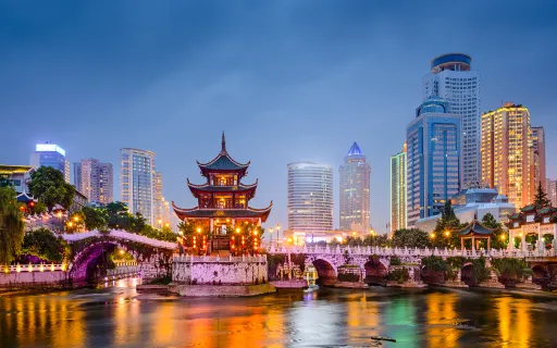 Statistikamt, 17. August: Chinas Industrieproduktion bremst auf 4,5 %, während der KI-Boom die breitere Wirtschaft nicht hebt