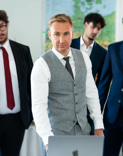 About our international sales team - Reform Products & Services group