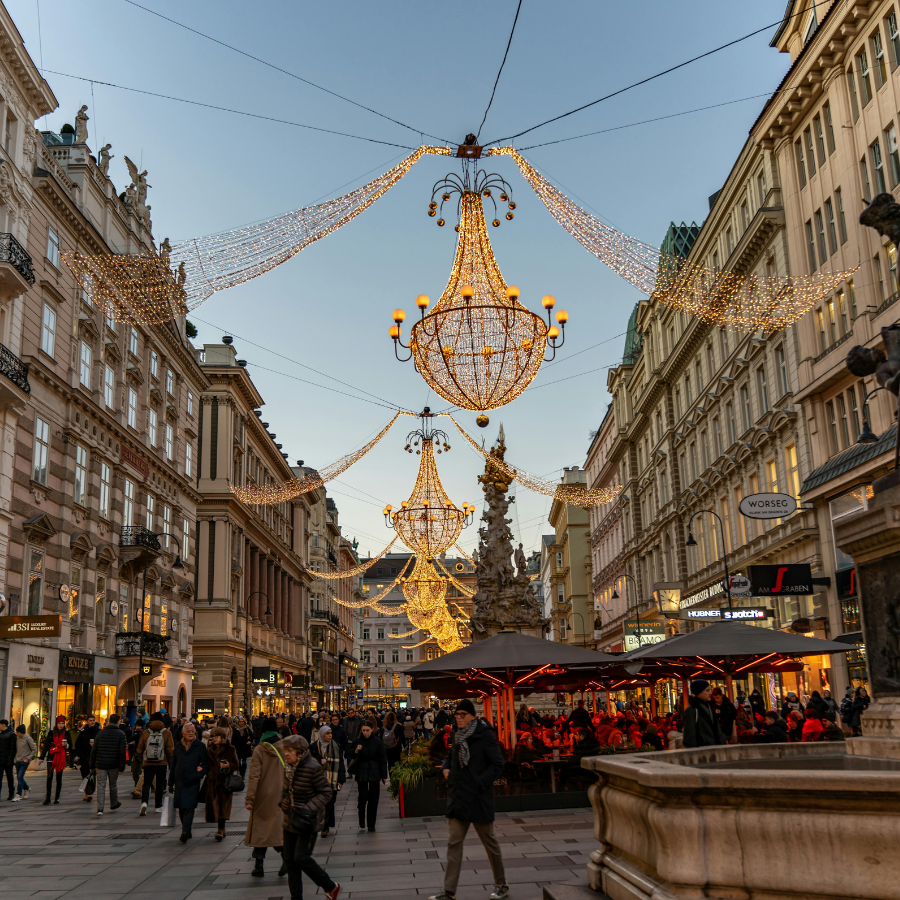 Sales Magazine powered by ReformBusiness, your external sales partner